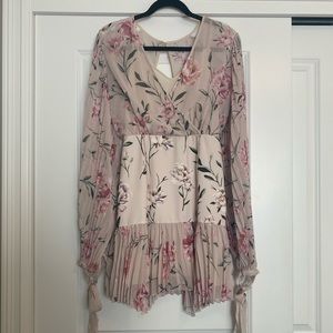 Stunning KEEPSAKE Dress